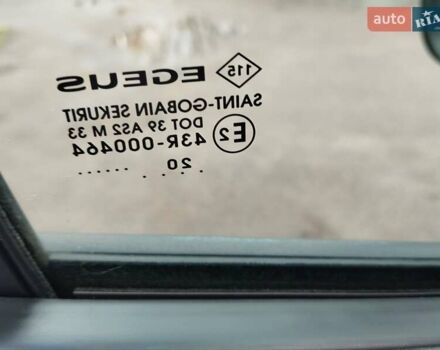 Зелений Рено Трафік, об'ємом двигуна 2 л та пробігом 188 тис. км за 18950 $, фото 49 на Automoto.ua