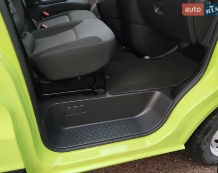 Зелений Рено Трафік, об'ємом двигуна 2 л та пробігом 188 тис. км за 18950 $, фото 27 на Automoto.ua