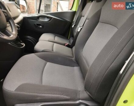 Зелений Рено Трафік, об'ємом двигуна 2 л та пробігом 188 тис. км за 18950 $, фото 18 на Automoto.ua