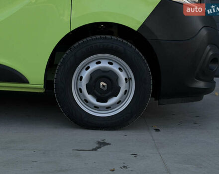 Зеленый Рено Трафик, объемом двигателя 2 л и пробегом 188 тыс. км за 17800 $, фото 53 на Automoto.ua