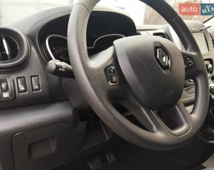 Зелений Рено Трафік, об'ємом двигуна 2 л та пробігом 188 тис. км за 18950 $, фото 16 на Automoto.ua