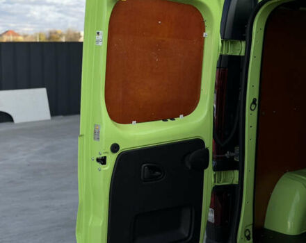 Зеленый Рено Трафик, объемом двигателя 2 л и пробегом 188 тыс. км за 17800 $, фото 21 на Automoto.ua