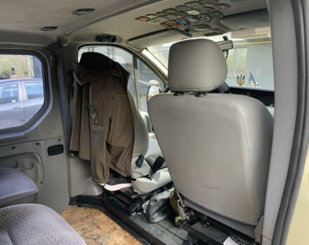 Зеленый Рено Трафик, объемом двигателя 1.9 л и пробегом 310 тыс. км за 4000 $, фото 4 на Automoto.ua