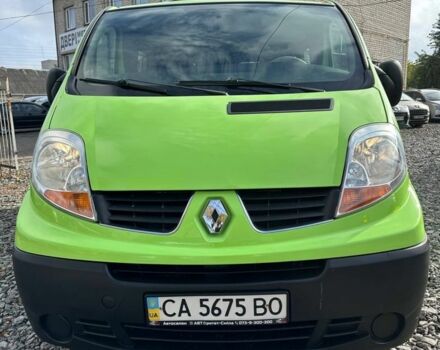 Зелений Рено Трафік, об'ємом двигуна 2 л та пробігом 228 тис. км за 9200 $, фото 4 на Automoto.ua