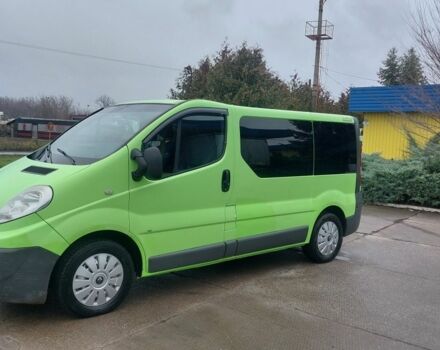 Зелений Рено Трафік, об'ємом двигуна 2 л та пробігом 319 тис. км за 8650 $, фото 1 на Automoto.ua