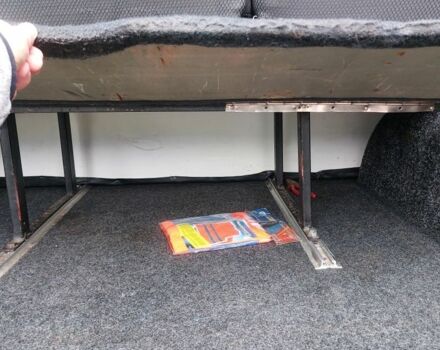 Зелений Рено Трафік, об'ємом двигуна 2 л та пробігом 319 тис. км за 8650 $, фото 12 на Automoto.ua