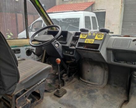 Зеленый Рено Трафик, объемом двигателя 2.2 л и пробегом 250 тыс. км за 1500 $, фото 5 на Automoto.ua