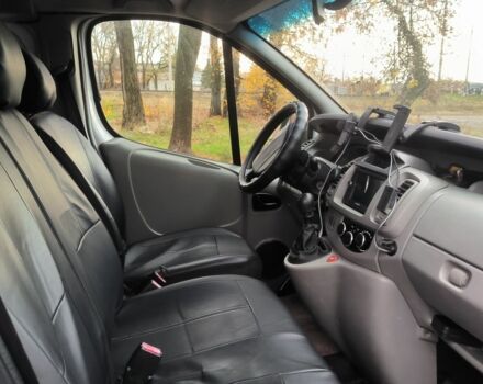 Рено Трафик 2006 в Павлограде на Automoto.ua Зеленый Рено Трафик, объемом двигателя 2 л и пробегом 346 тыс. км за 8000 $, фото 4 на Automoto.ua