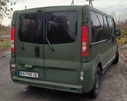 Рено Трафик 2006 в Павлограде на Automoto.ua Зеленый Рено Трафик, объемом двигателя 2 л и пробегом 346 тыс. км за 8000 $, фото 2 на Automoto.ua