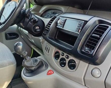 Зеленый Рено Трафик, объемом двигателя 2 л и пробегом 224 тыс. км за 9800 $, фото 16 на Automoto.ua