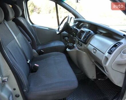 Зелений Рено Трафік, об'ємом двигуна 2 л та пробігом 354 тис. км за 8800 $, фото 23 на Automoto.ua