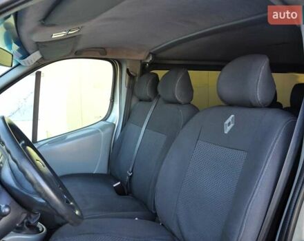 Зелений Рено Трафік, об'ємом двигуна 2 л та пробігом 354 тис. км за 8800 $, фото 17 на Automoto.ua