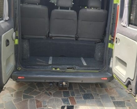 Зелений Рено Трафік, об'ємом двигуна 2 л та пробігом 400 тис. км за 8700 $, фото 9 на Automoto.ua