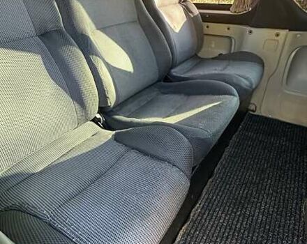 Рено Трафик 2009 в Бершаде на Automoto.ua Зеленый Рено Трафик, объемом двигателя 2 л и пробегом 413 тыс. км за 7963 $, фото 10 на Automoto.ua