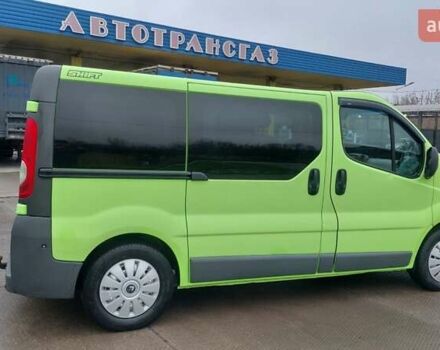 Зеленый Рено Трафик, объемом двигателя 2 л и пробегом 415 тыс. км за 8650 $, фото 1 на Automoto.ua