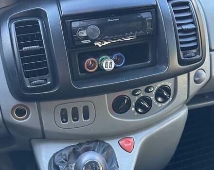 Рено Трафик 2009 в Бершаде на Automoto.ua Зеленый Рено Трафик, объемом двигателя 2 л и пробегом 413 тыс. км за 7963 $, фото 22 на Automoto.ua