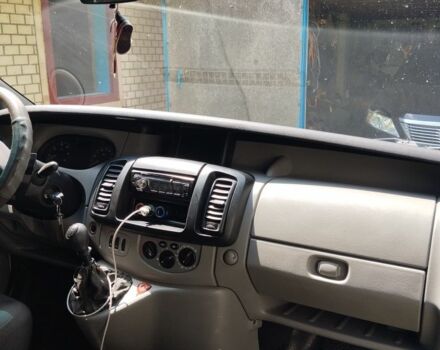 Зелений Рено Трафік, об'ємом двигуна 2 л та пробігом 400 тис. км за 8700 $, фото 12 на Automoto.ua