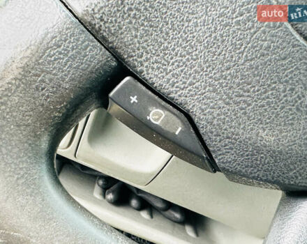 Зеленый Рено Трафик, объемом двигателя 2 л и пробегом 288 тыс. км за 10400 $, фото 21 на Automoto.ua