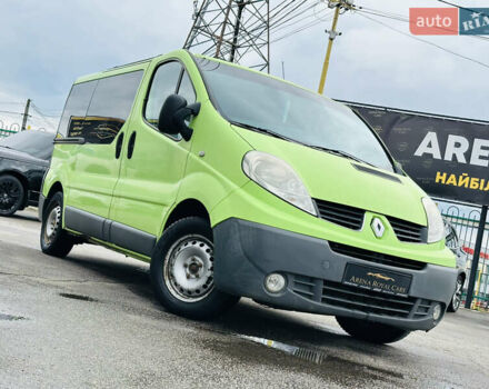 Зеленый Рено Трафик, объемом двигателя 2 л и пробегом 288 тыс. км за 10400 $, фото 2 на Automoto.ua