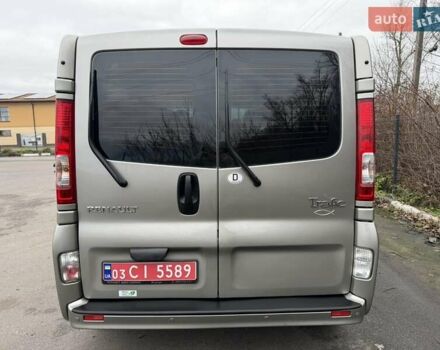 Зеленый Рено Трафик, объемом двигателя 2 л и пробегом 258 тыс. км за 14950 $, фото 4 на Automoto.ua