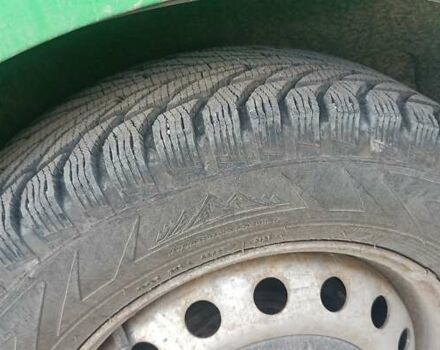 Рено Трафик 2013 в Хмельницком на Automoto.ua Зеленый Рено Трафик, объемом двигателя 2 л и пробегом 345 тыс. км за 9665 $, фото 1 на Automoto.ua