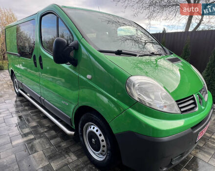 Зеленый Рено Трафик, объемом двигателя 2 л и пробегом 173 тыс. км за 14900 $, фото 1 на Automoto.ua