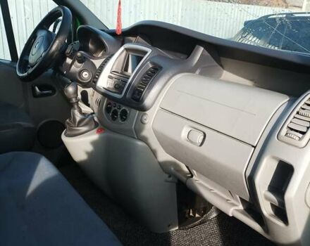 Рено Трафик 2013 в Хмельницком на Automoto.ua Зеленый Рено Трафик, объемом двигателя 2 л и пробегом 345 тыс. км за 9665 $, фото 9 на Automoto.ua