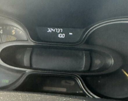 Зеленый Рено Трафик, объемом двигателя 1.6 л и пробегом 324 тыс. км за 14900 $, фото 14 на Automoto.ua