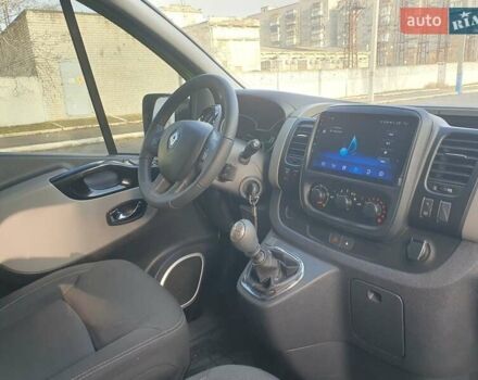 Зеленый Рено Трафик, объемом двигателя 1.6 л и пробегом 230 тыс. км за 15999 $, фото 16 на Automoto.ua