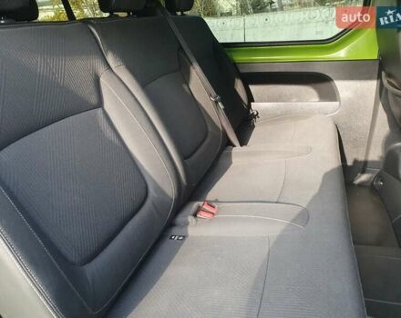 Зеленый Рено Трафик, объемом двигателя 1.6 л и пробегом 230 тыс. км за 15999 $, фото 12 на Automoto.ua