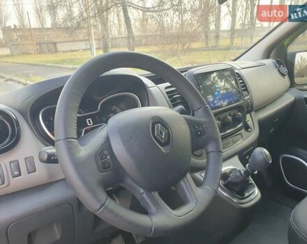 Зеленый Рено Трафик, объемом двигателя 1.6 л и пробегом 230 тыс. км за 15999 $, фото 14 на Automoto.ua