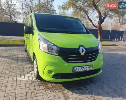 Зеленый Рено Трафик, объемом двигателя 1.6 л и пробегом 230 тыс. км за 15999 $, фото 3 на Automoto.ua