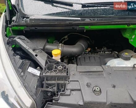 Зеленый Рено Трафик, объемом двигателя 1.6 л и пробегом 178 тыс. км за 19900 $, фото 50 на Automoto.ua