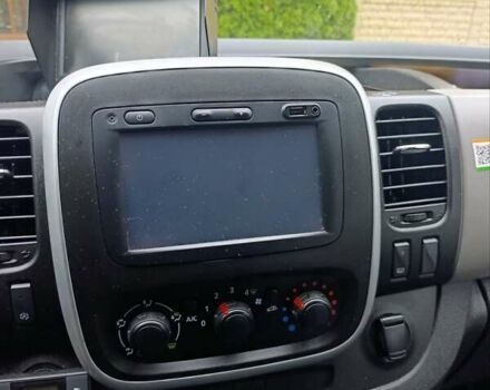 Зеленый Рено Трафик, объемом двигателя 1.6 л и пробегом 178 тыс. км за 19900 $, фото 21 на Automoto.ua