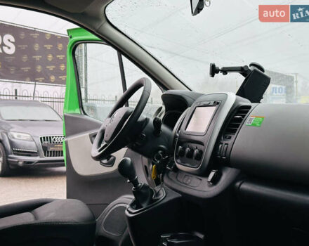 Зеленый Рено Трафик, объемом двигателя 1.6 л и пробегом 178 тыс. км за 19900 $, фото 20 на Automoto.ua