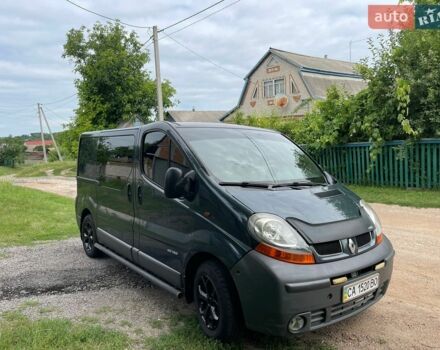 Зеленый Рено Трафик, объемом двигателя 1.87 л и пробегом 380 тыс. км за 5500 $, фото 1 на Automoto.ua