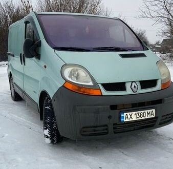 Зеленый Рено Трафик, объемом двигателя 1.9 л и пробегом 533 тыс. км за 6000 $, фото 1 на Automoto.ua