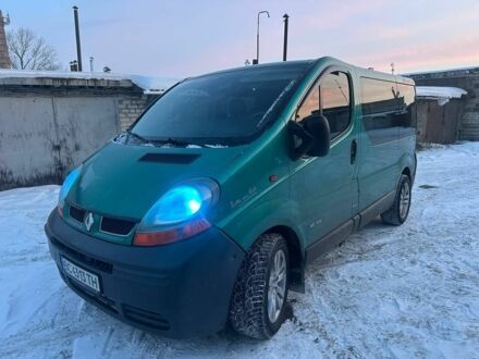 Зеленый Рено Трафик, объемом двигателя 1.9 л и пробегом 215 тыс. км за 6750 $, фото 1 на Automoto.ua