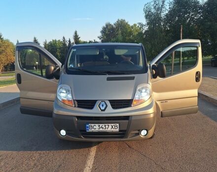 Зелений Рено Трафік, об'ємом двигуна 2 л та пробігом 410 тис. км за 10200 $, фото 1 на Automoto.ua