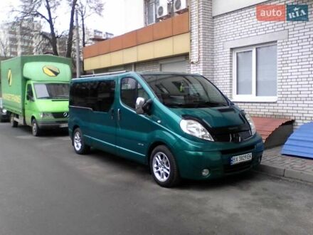 Рено Трафик 2008 в Хмельницком на Automoto.ua Зеленый Рено Трафик, объемом двигателя 2 л и пробегом 316 тыс. км за 10200 $, фото 1 на Automoto.ua