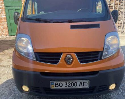 Оранжевый Рено Трафик, объемом двигателя 2 л и пробегом 320 тыс. км за 9050 $, фото 3 на Automoto.ua