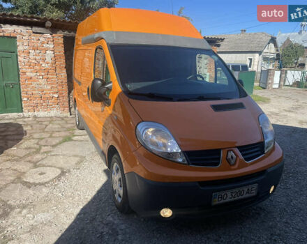 Оранжевый Рено Трафик, объемом двигателя 2 л и пробегом 320 тыс. км за 9050 $, фото 4 на Automoto.ua