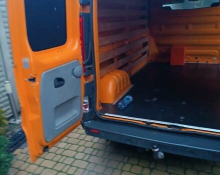 Помаранчевий Рено Трафік, об'ємом двигуна 2 л та пробігом 436 тис. км за 9000 $, фото 8 на Automoto.ua