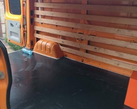 Помаранчевий Рено Трафік, об'ємом двигуна 2 л та пробігом 436 тис. км за 9000 $, фото 10 на Automoto.ua