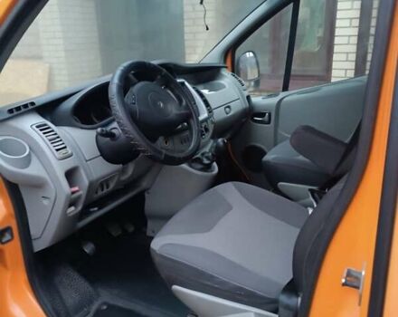 Помаранчевий Рено Трафік, об'ємом двигуна 2 л та пробігом 436 тис. км за 9000 $, фото 14 на Automoto.ua