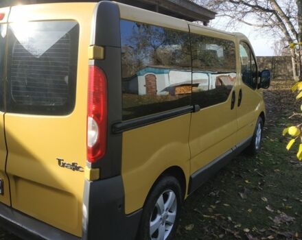 Помаранчевий Рено Трафік, об'ємом двигуна 2 л та пробігом 241 тис. км за 9000 $, фото 2 на Automoto.ua