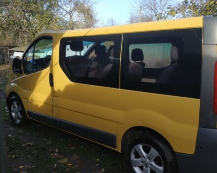 Помаранчевий Рено Трафік, об'ємом двигуна 2 л та пробігом 241 тис. км за 9000 $, фото 1 на Automoto.ua