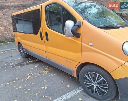 Помаранчевий Рено Трафік, об'ємом двигуна 2 л та пробігом 440 тис. км за 10800 $, фото 8 на Automoto.ua