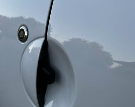 Белый Рено Твинго, объемом двигателя 0 л и пробегом 85 тыс. км за 4950 $, фото 9 на Automoto.ua