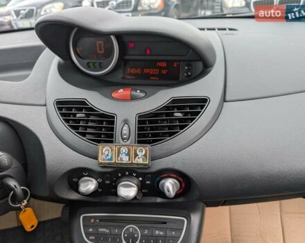 Белый Рено Твинго, объемом двигателя 1.15 л и пробегом 145 тыс. км за 4995 $, фото 30 на Automoto.ua